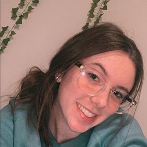 Meet your Posher, Maci